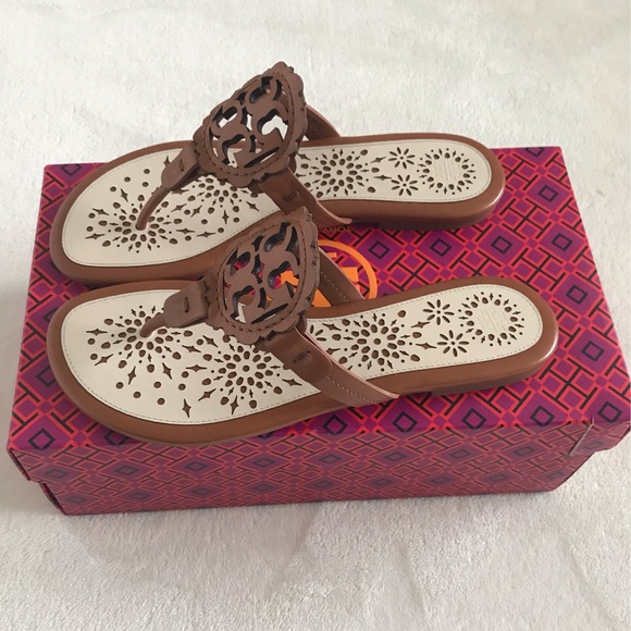 Tory Burch Scallop Miller sandals - Picture 2 of 8